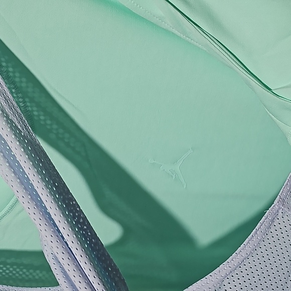 Nike Air Jordan 3 in 1 Statement T-Shirt Tank Combo Size Small NWT - Picture 9 of 9